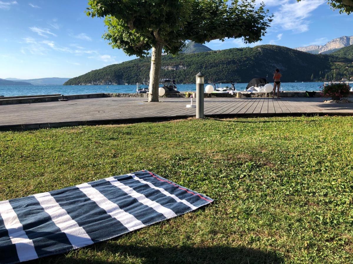 Studio Les Pieds Dans L'Eau Au Bord Du Lac D'Annecy Duingt Exteriér fotografie